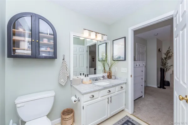 $3,000 | 3 Evergreen Way, Pawling, NY 12564