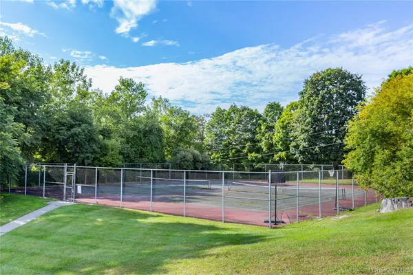 $3,000 | 3 Evergreen Way, Pawling, NY 12564