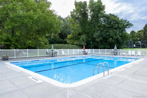 $3,000 | 3 Evergreen Way, Pawling, NY 12564