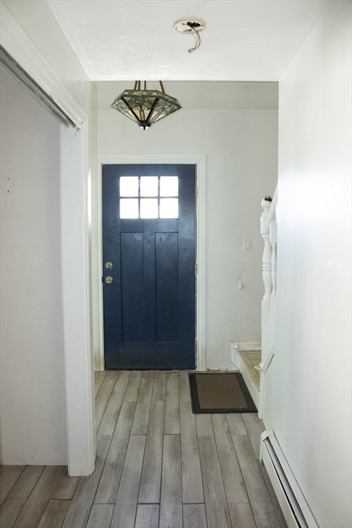 25 Bear Hill Road Gardner, MA 01440 - Photo 19 of 39 a view of entryway