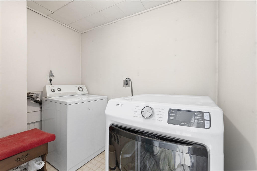 37 Lewis Street Everett, MA 02149 - Photo 17 of 25