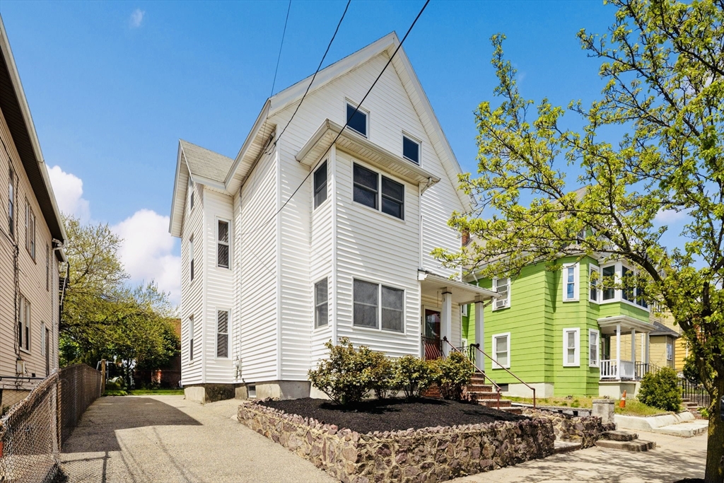 37 Lewis Street Everett, MA 02149 - Photo 2 of 25