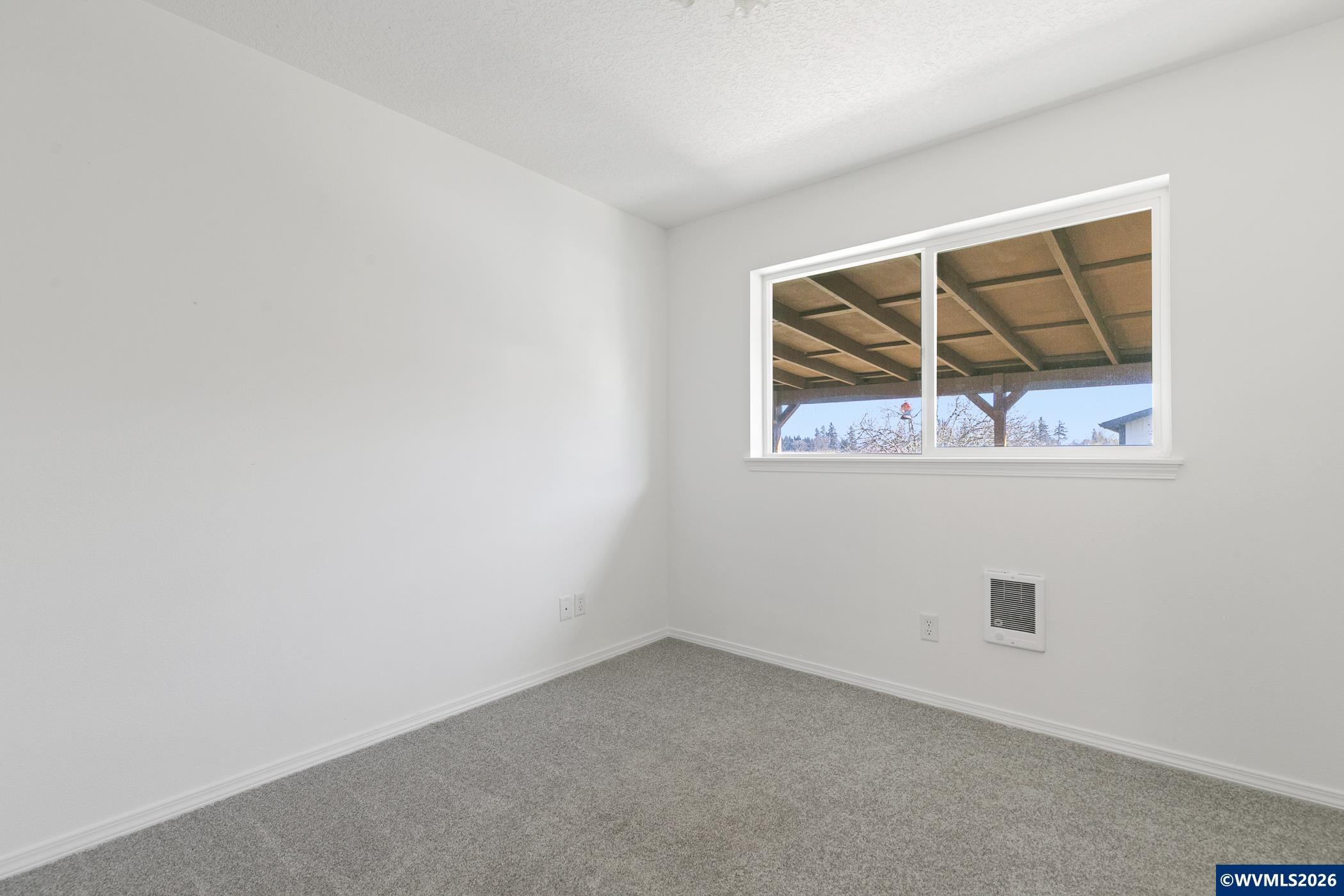 10418 Champoeg Road Northeast Aurora, OR 97002 - Photo 16 of 35