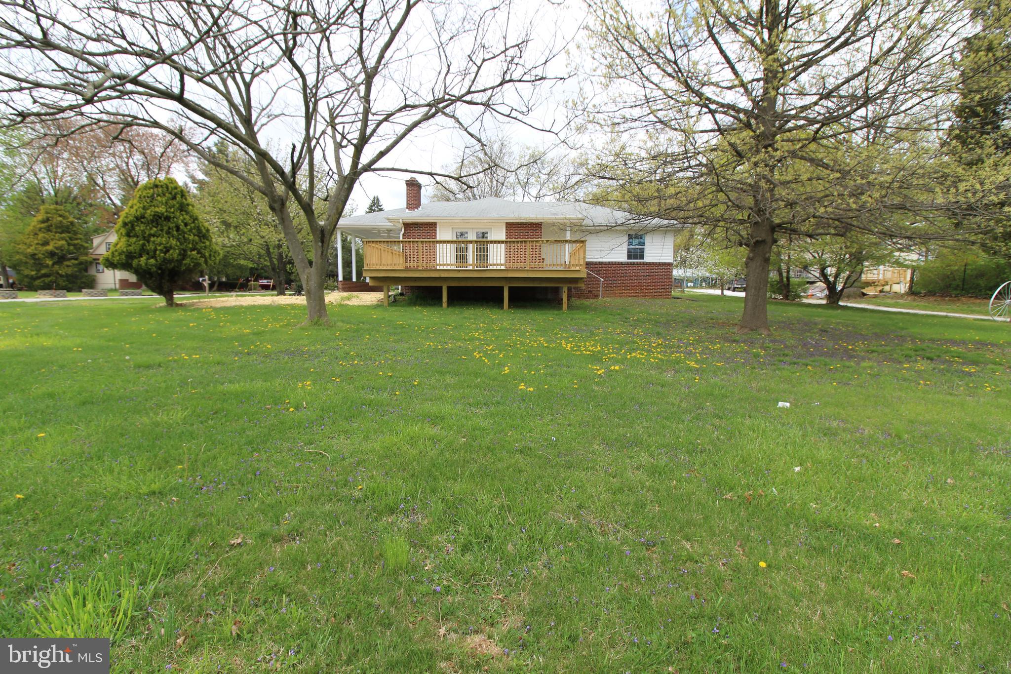 7300 Castlemoor Road Baltimore, MD 21244 - Photo 40 of 40 View of yard
