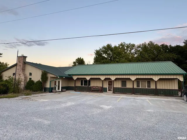 $439,900 | 20 Ashley Lane, Casey, IL 62420