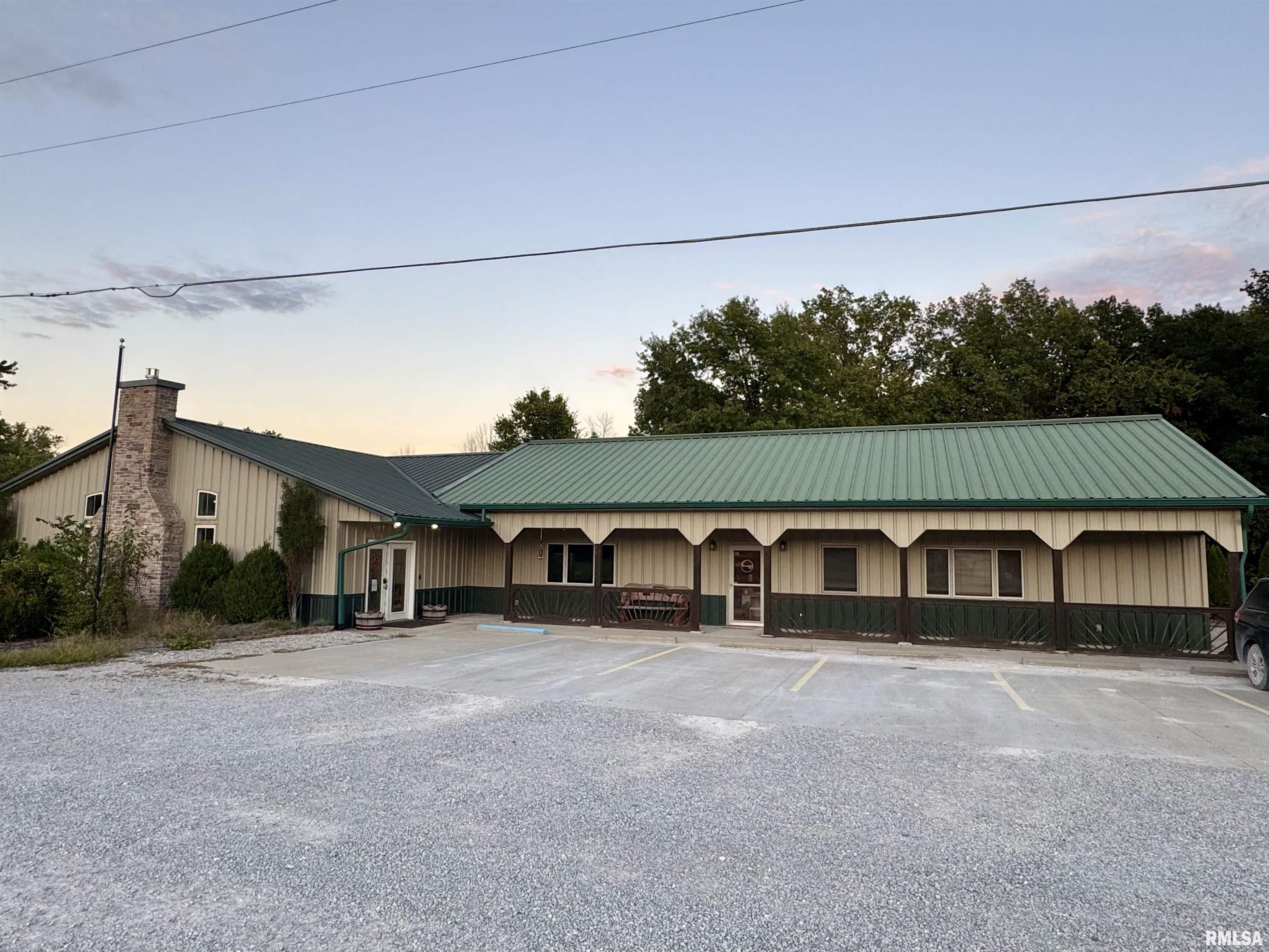 20 Ashley Lane Casey, IL 62420 - Photo 1 of 98