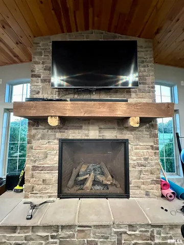 $439,900 | 20 Ashley Lane, Casey, IL 62420