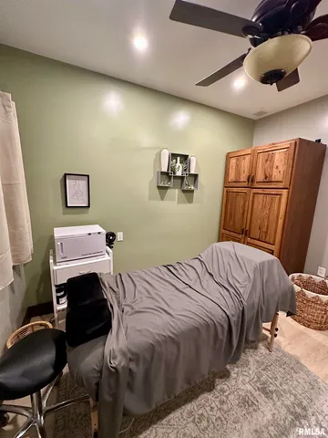 $439,900 | 20 Ashley Lane, Casey, IL 62420