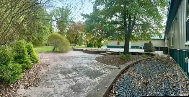 $439,900 | 20 Ashley Lane, Casey, IL 62420