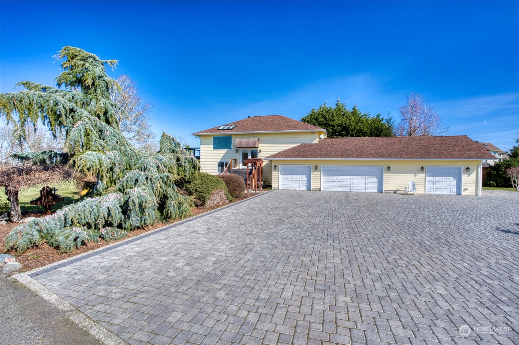 33 Seahawk Drive Sequim, WA 98382 - Photo 2 of 40 Gallery Image 2