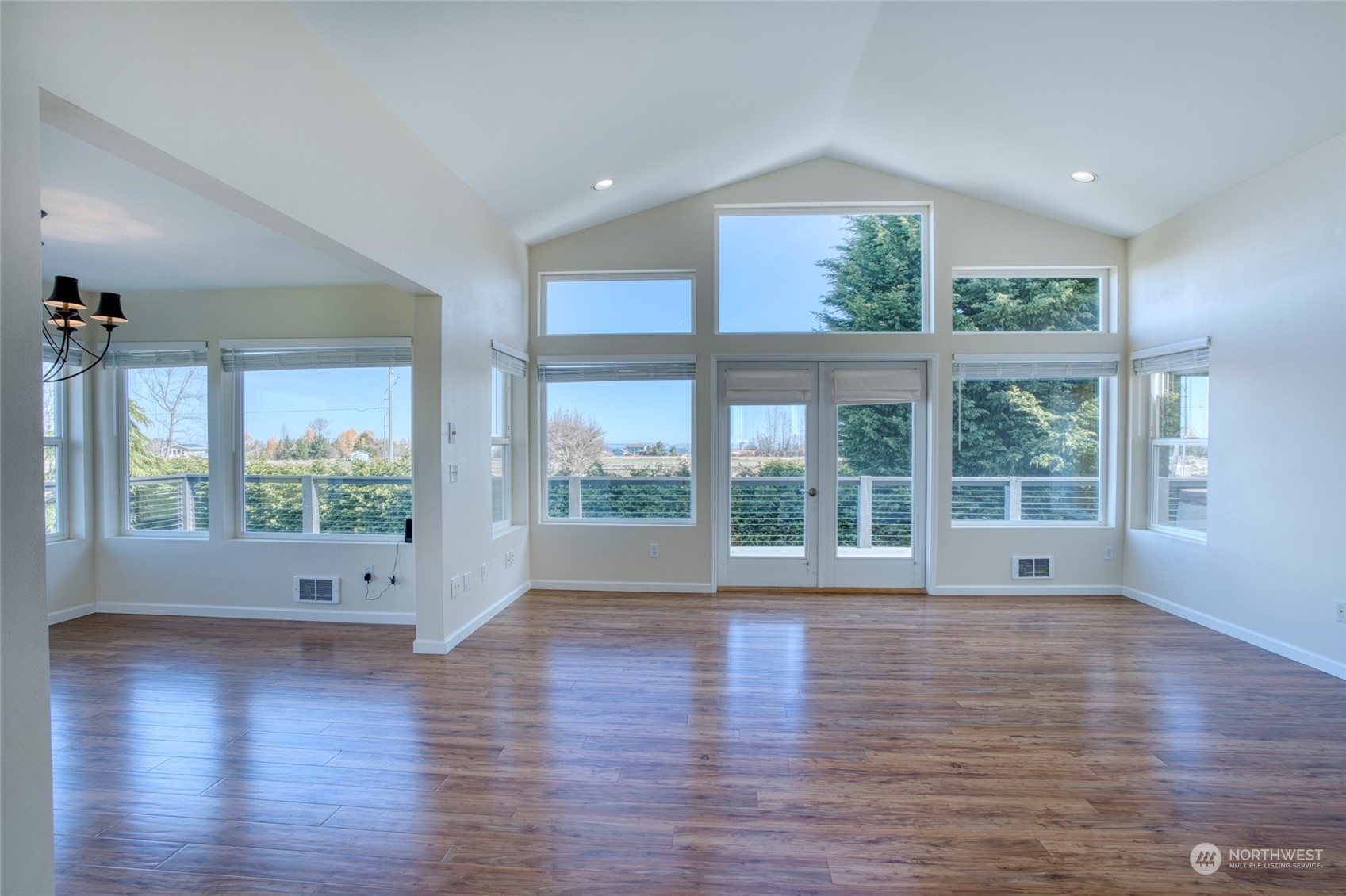 33 Seahawk Drive Sequim, WA 98382 - Photo 4 of 40 Gallery Image 4