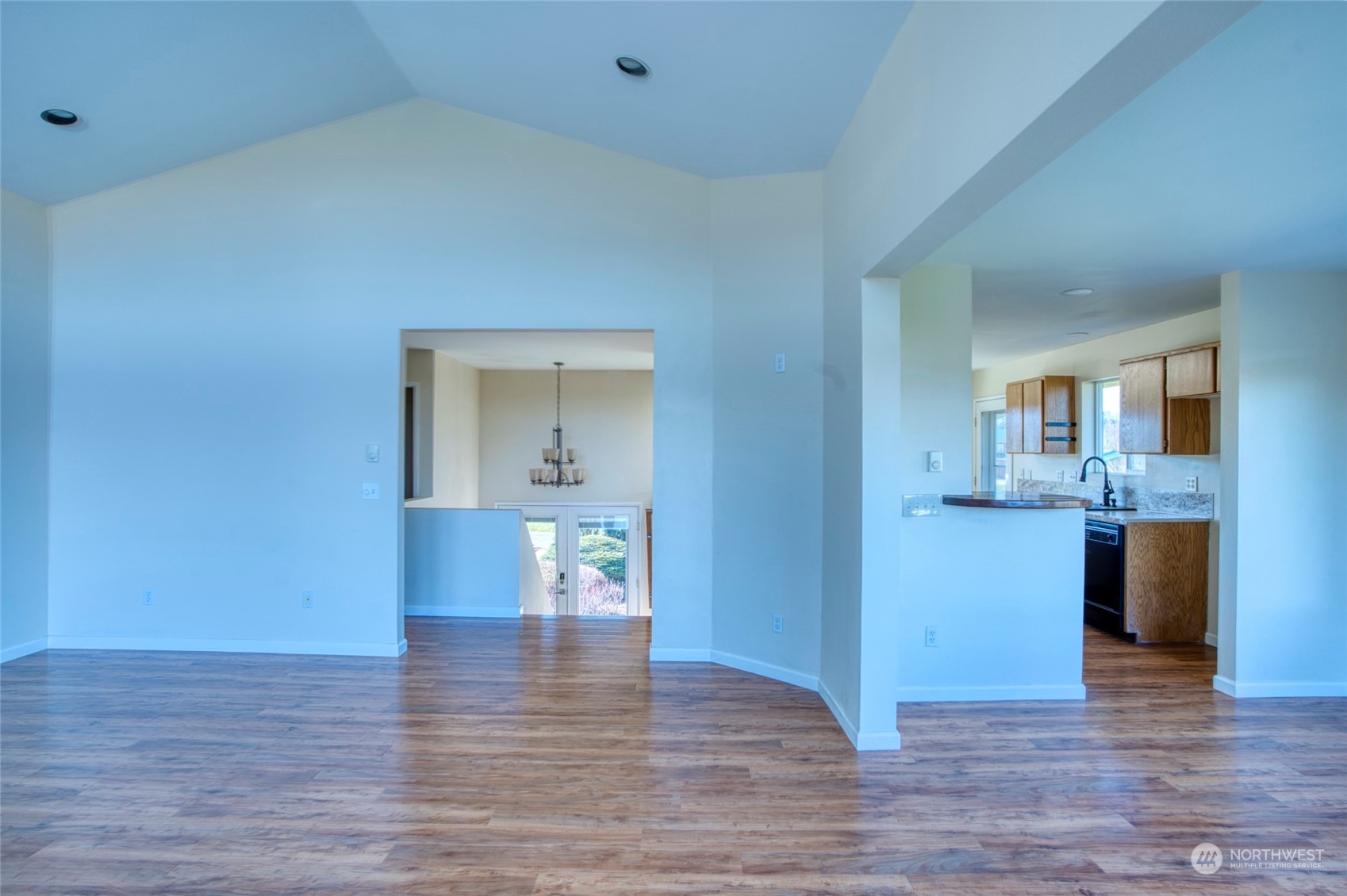 33 Seahawk Drive Sequim, WA 98382 - Photo 7 of 40 Gallery Image 7