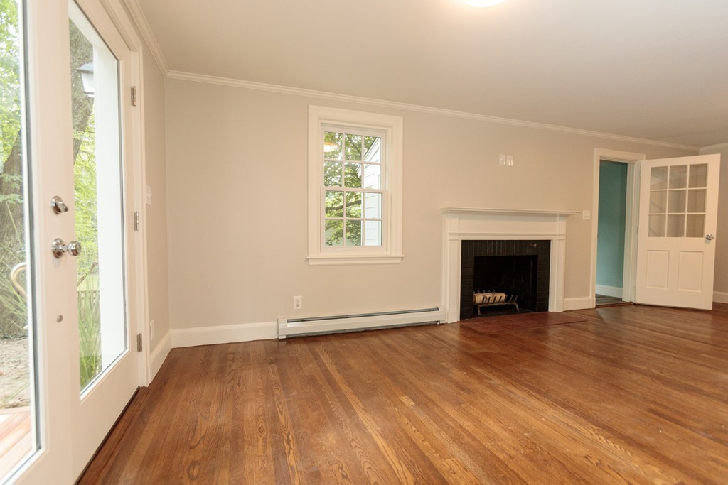 7 Alba Road Wellesley, MA 02481 - Photo 10 of 18