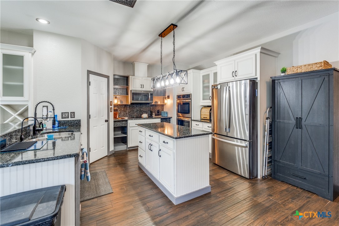 25867 Lewis Ranch Road New Braunfels, TX 78132 - Photo 13 of 42