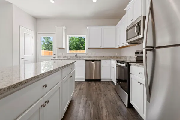 $2,295 | 6407 Autumn Equinox Drive, Houston, TX 77048