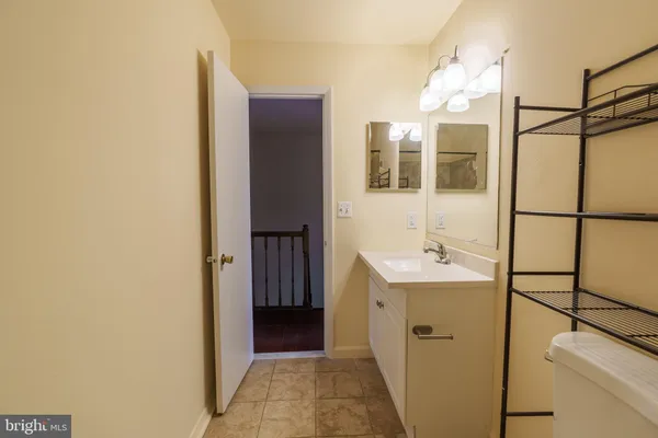 $2,700 | 12 Casey Court, Baltimore, MD 21228