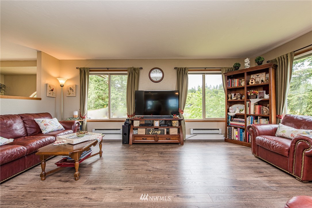 4091 Blue Mountain Road Port Angeles, WA 98362 - Photo 2 of 25 Gallery Image 2