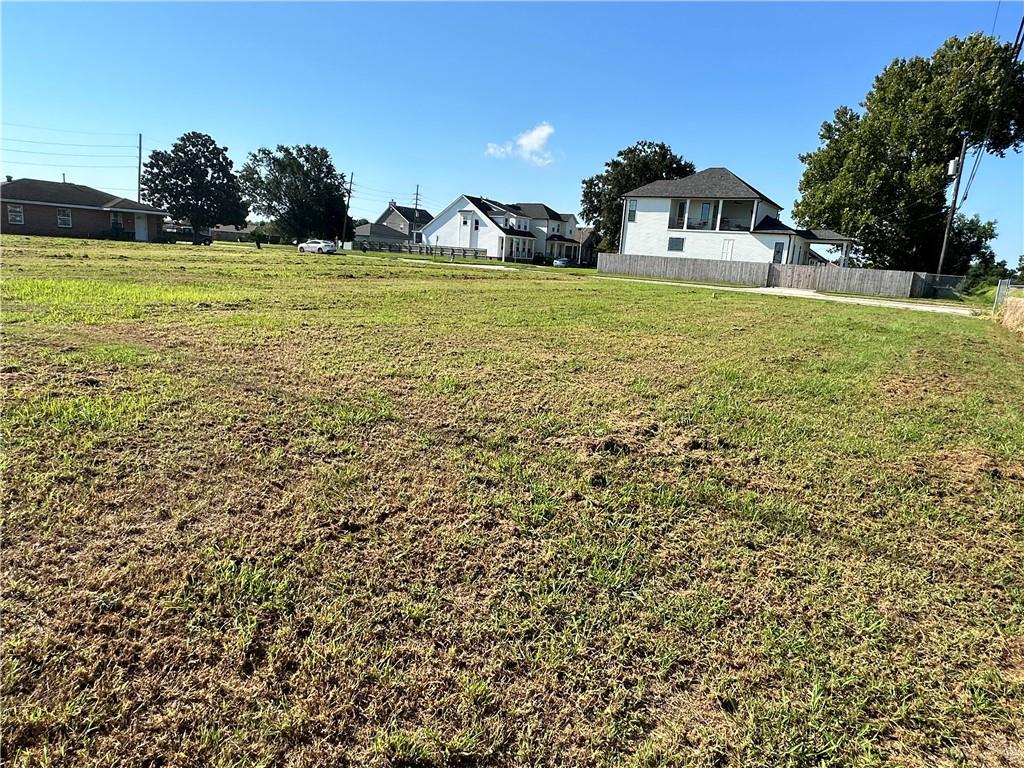 2000 Benjamin Street Arabi, LA 70032 - Photo 5 of 6