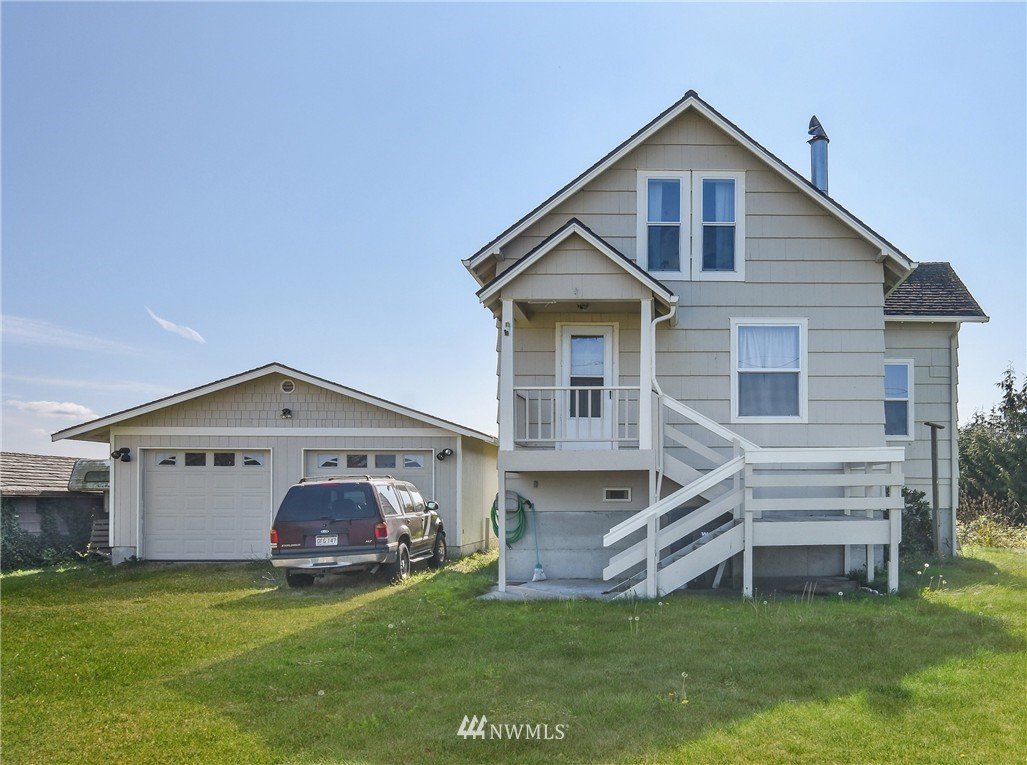 9320 Thomle Road Stanwood, WA 98292 - Photo 1 of 13 Gallery Image 1