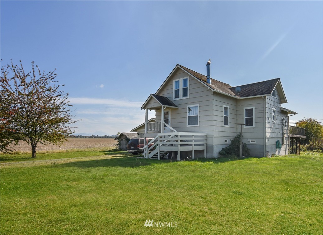 9320 Thomle Road Stanwood, WA 98292 - Photo 2 of 13 Gallery Image 2