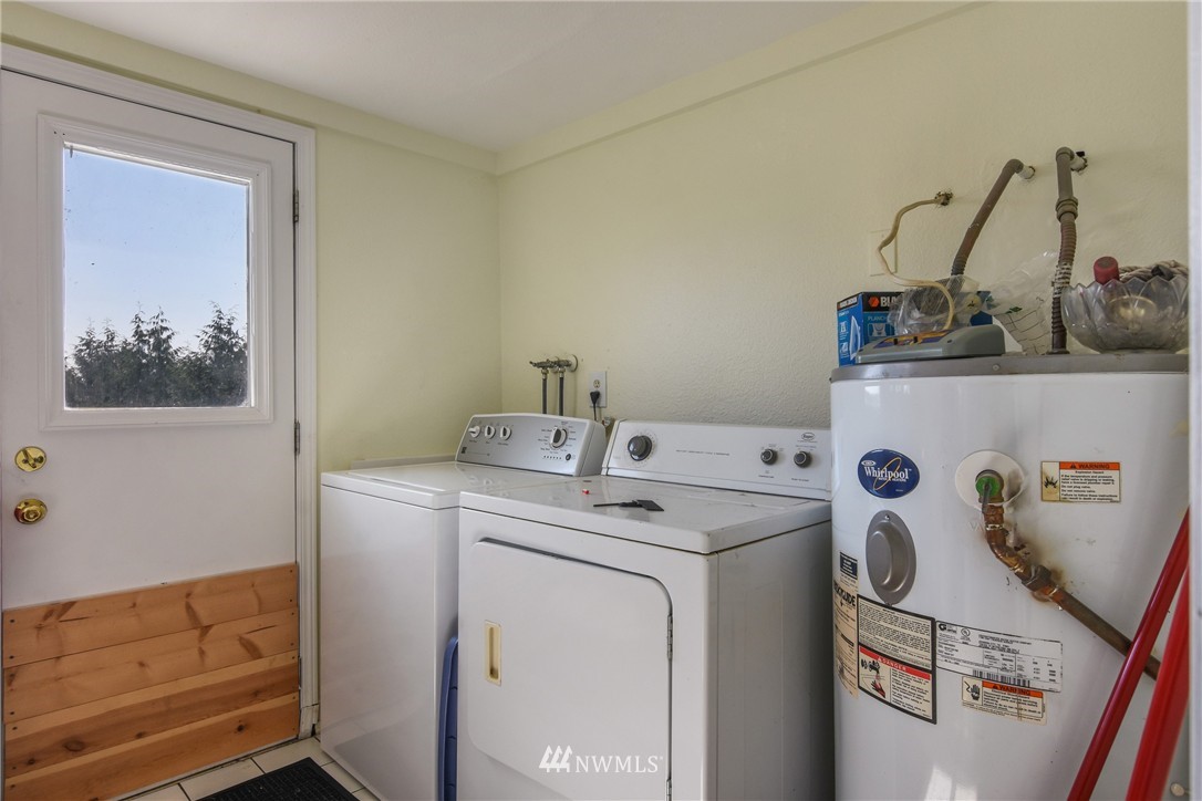 9320 Thomle Road Stanwood, WA 98292 - Photo 11 of 13 Gallery Image 11