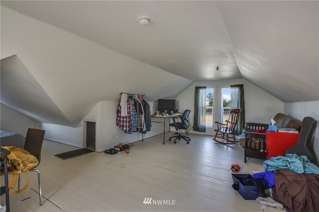 9320 Thomle Road Stanwood, WA 98292 - Photo 8 of 13 Gallery Image 8