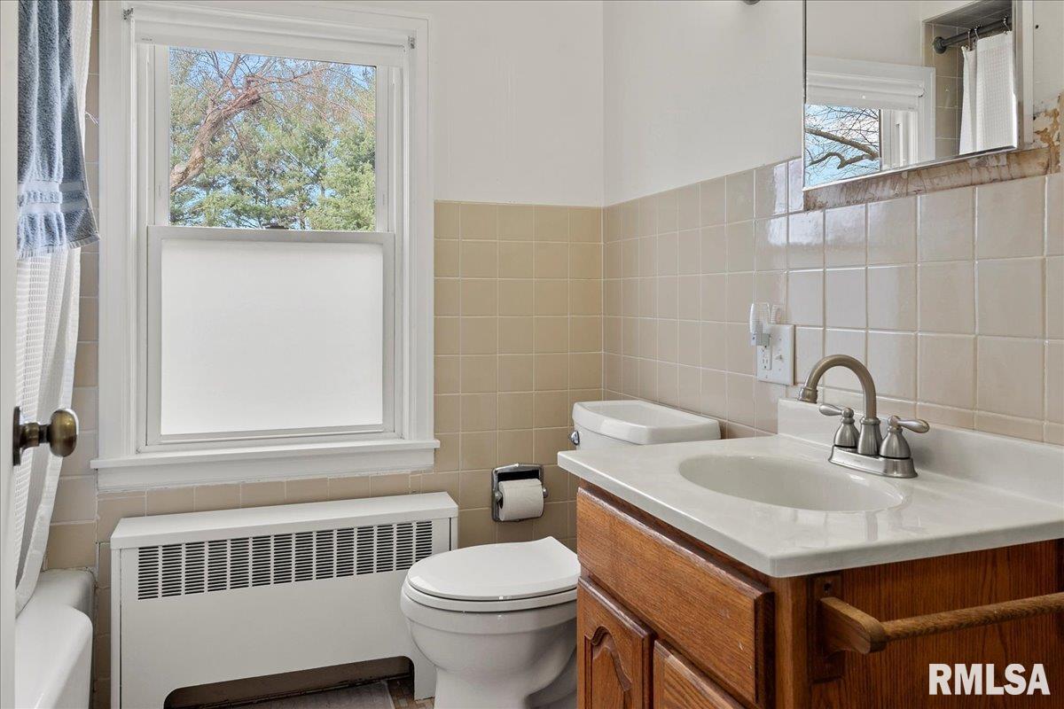 437 North Walnut Street Rochester, IL 62563 - Photo 29 of 47
