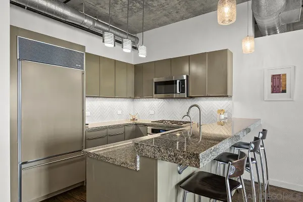 $5,800 | 877 Island Avenue, Unit 907, San Diego, CA 92101