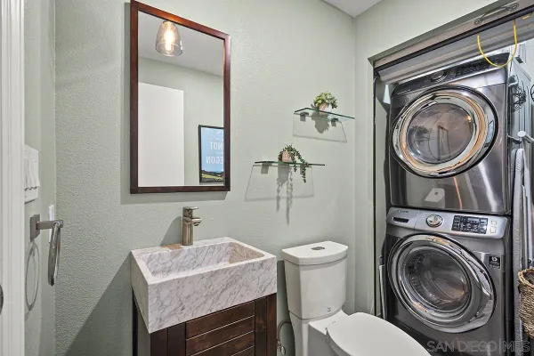 $5,800 | 877 Island Avenue, Unit 907, San Diego, CA 92101