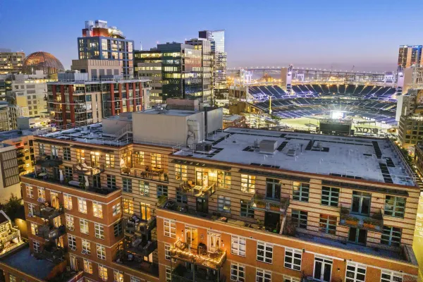 $5,800 | 877 Island Avenue, Unit 907, San Diego, CA 92101