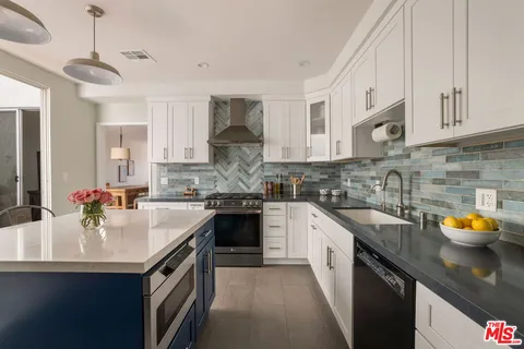 $1,498,000 | 11639 Missouri Avenue, Los Angeles, CA 90025