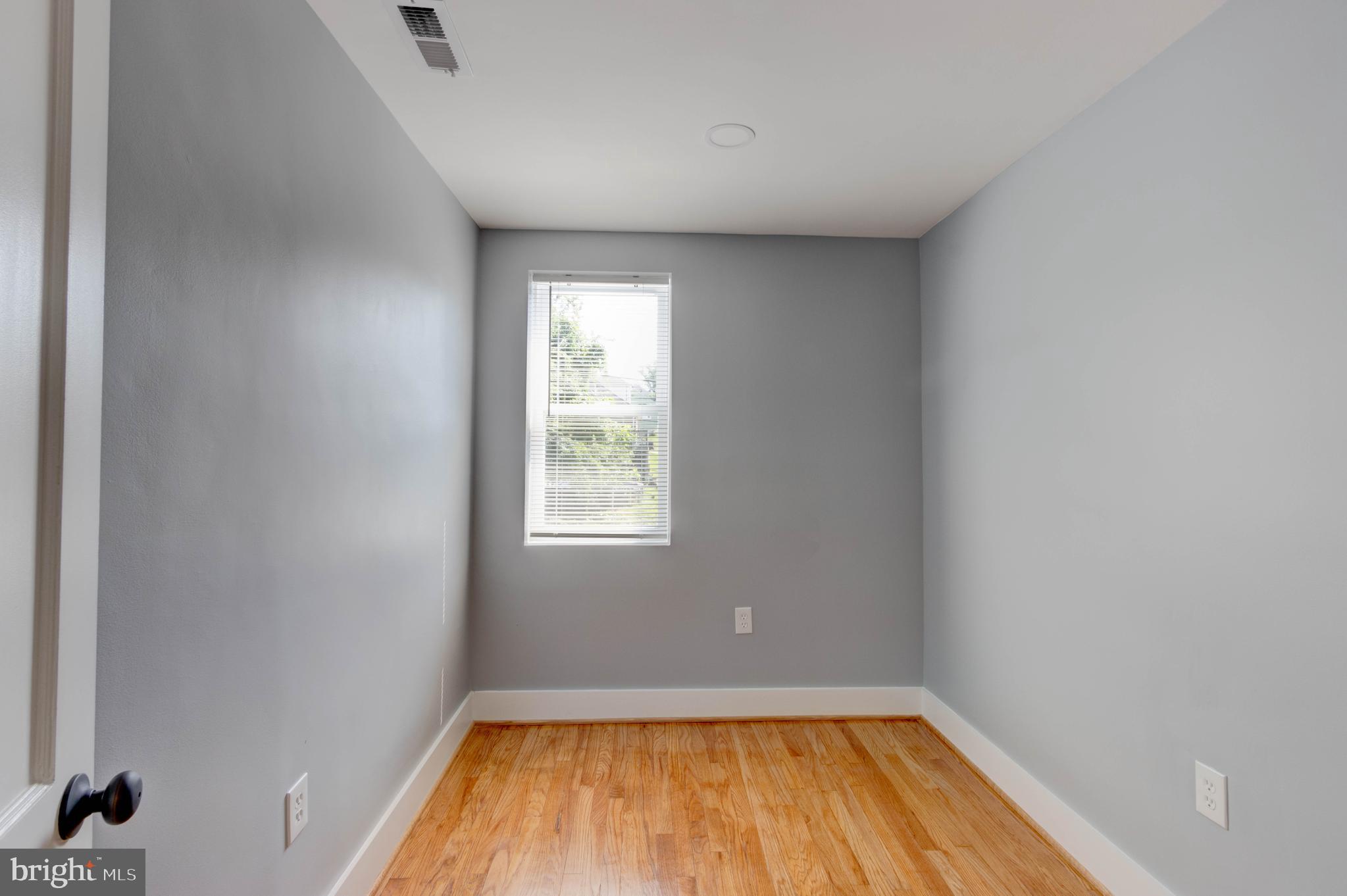 147 West Meadow Road Brooklyn, MD 21225 - Photo 30 of 33