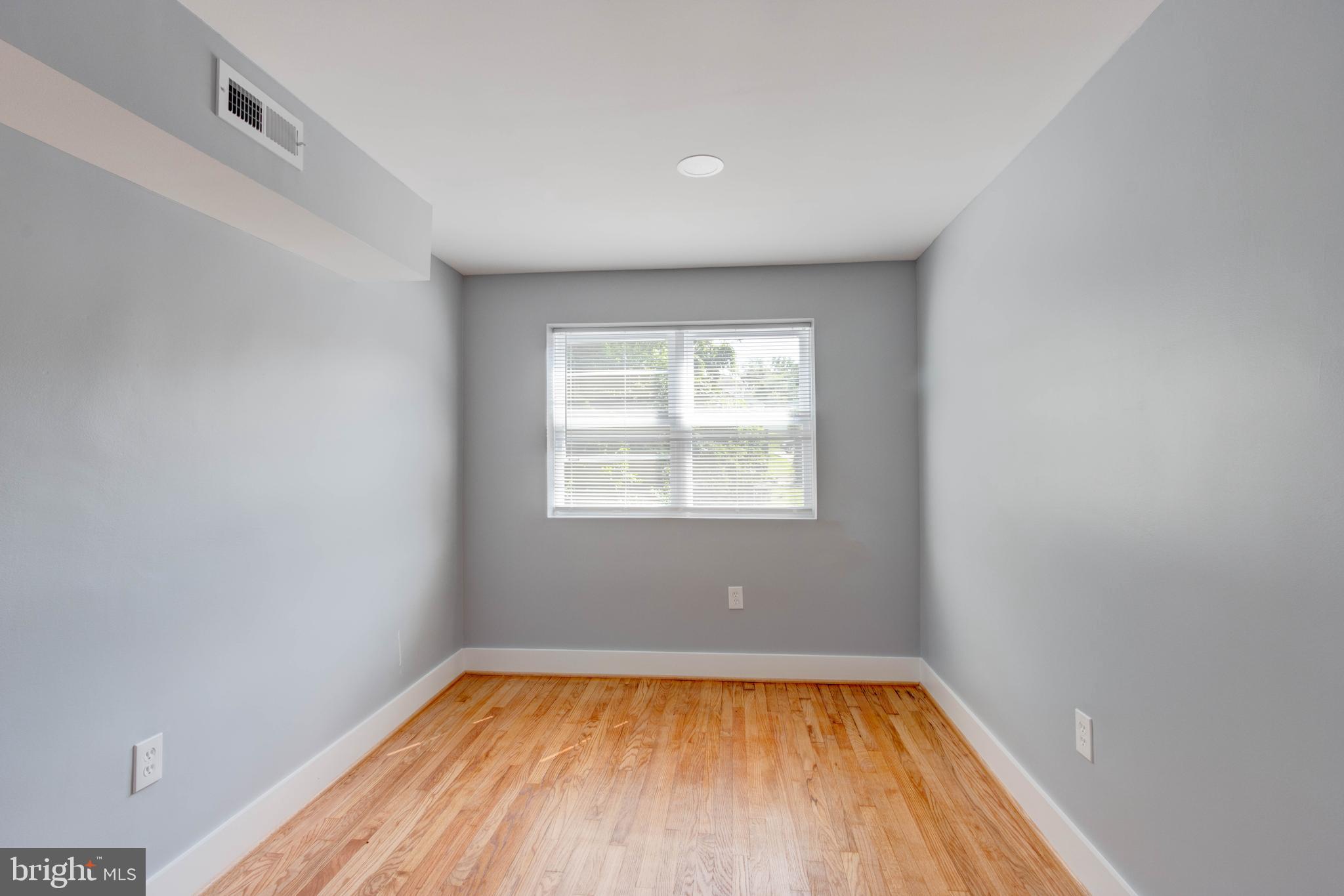 147 West Meadow Road Brooklyn, MD 21225 - Photo 31 of 33
