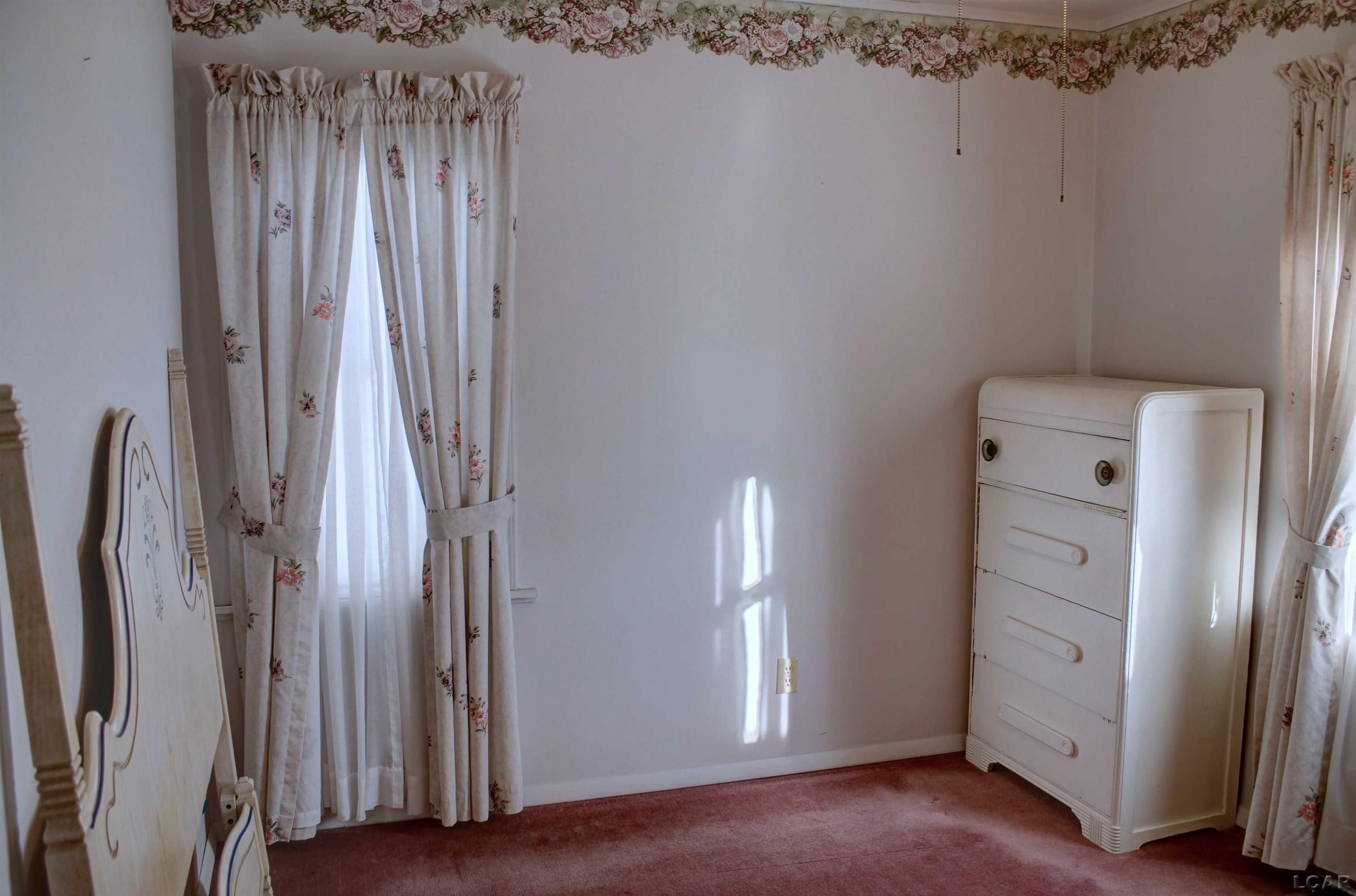 311 West Russell Road Tecumseh, MI 49286 - Photo 16 of 40 50133367-de1160a5-e1a3-4e3a-b3b0-c59df719cf59.JPG