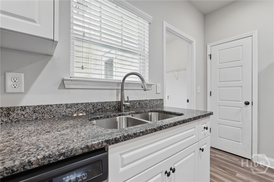513 Potter Stone Square Pooler, GA 31322 - Photo 13 of 45