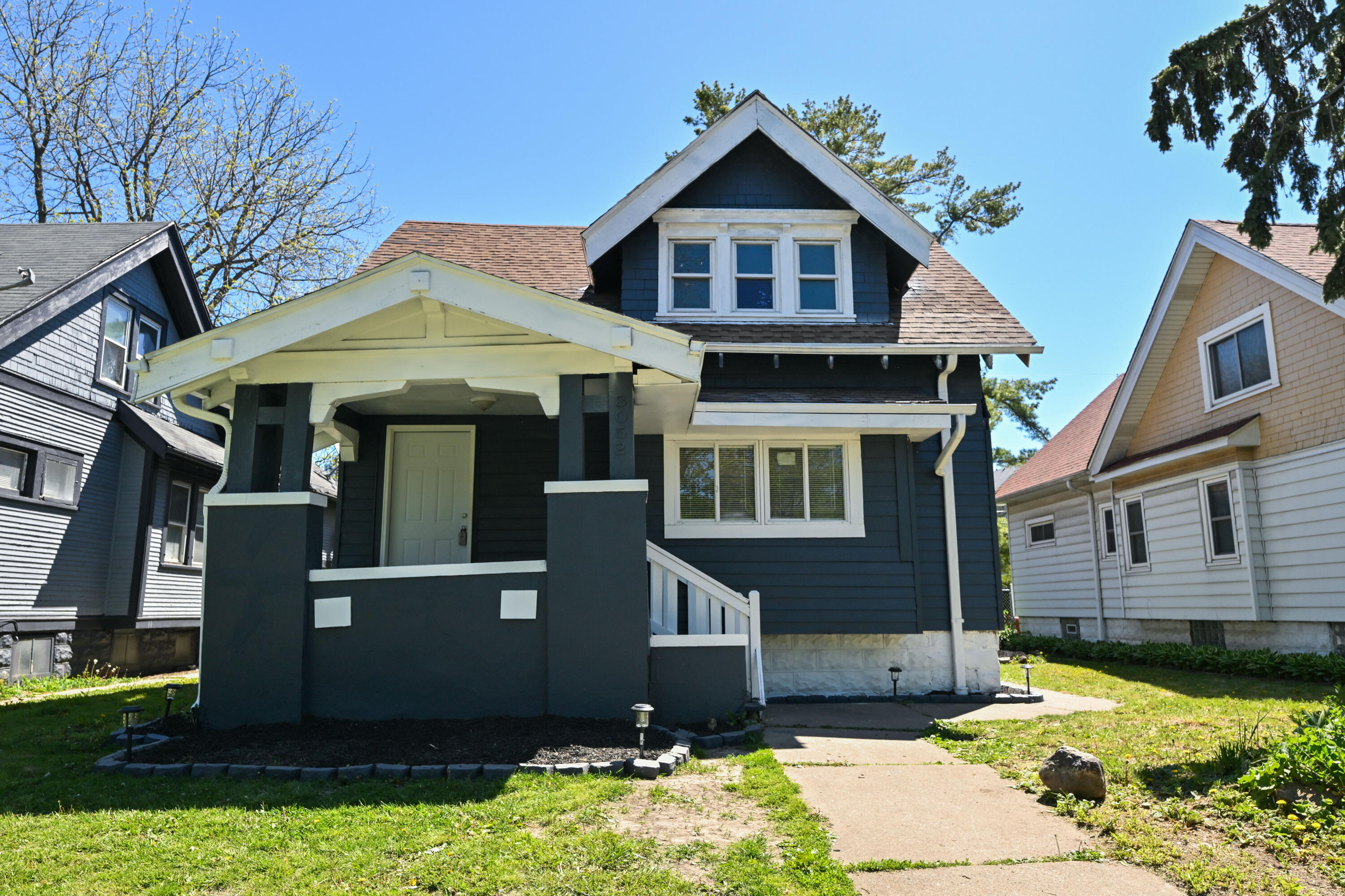 3052 North 40th Street Milwaukee, WI 53210 - Photo 38 of 43 Exterior View