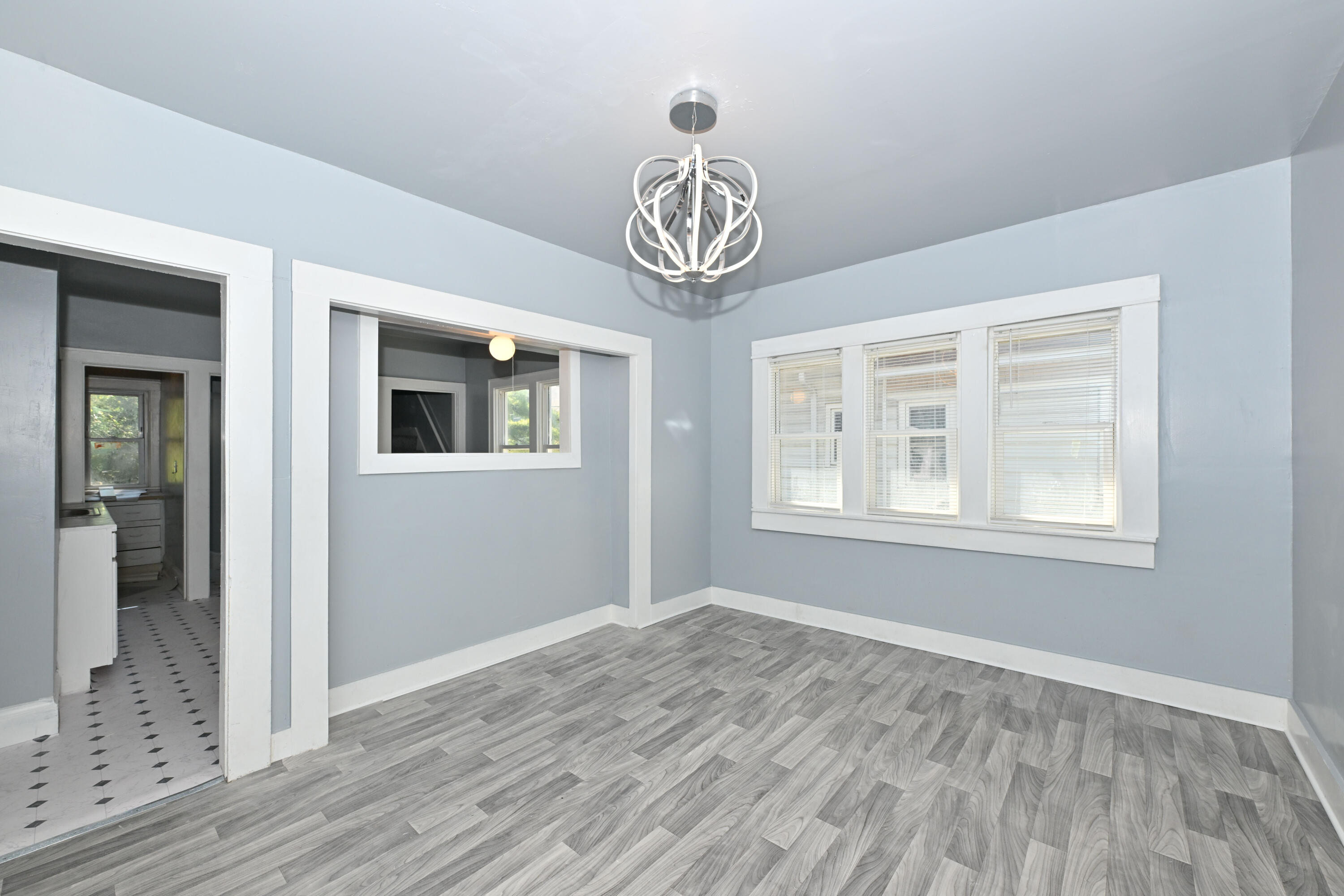 3052 North 40th Street Milwaukee, WI 53210 - Photo 9 of 43 Dining Room