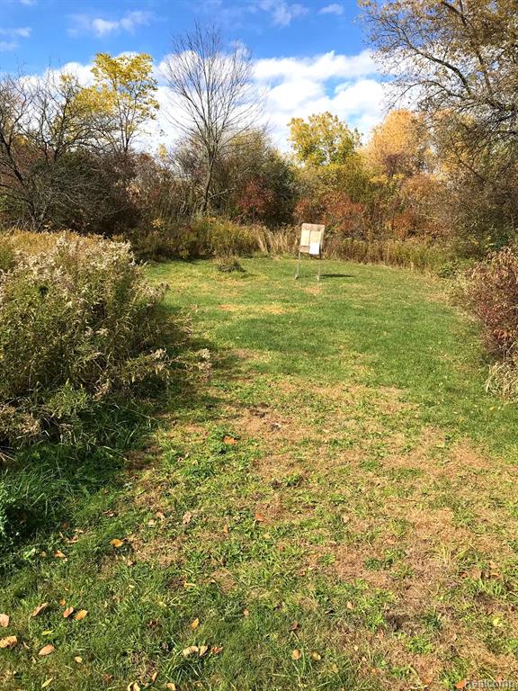 109 Gray Road Lapeer, MI 48446 - Photo 13 of 22