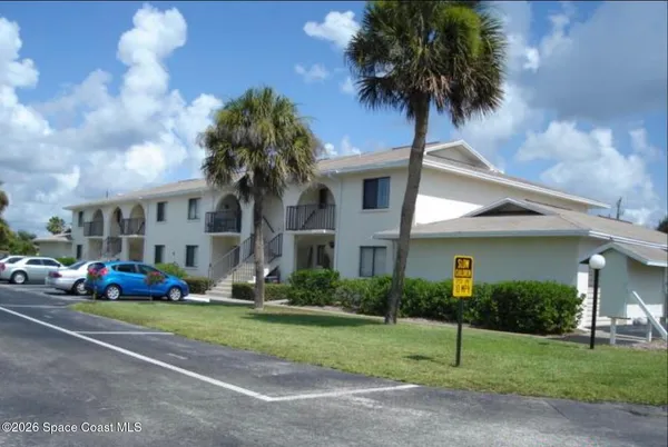 $2,000 | 333 South Patrick Drive, Unit 11, Satellite Beach, FL 32937