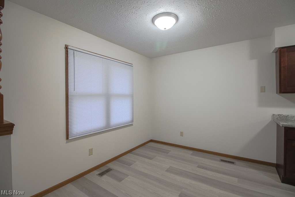 34176 Roberts Road Eastlake, OH 44095 - Photo 8 of 23