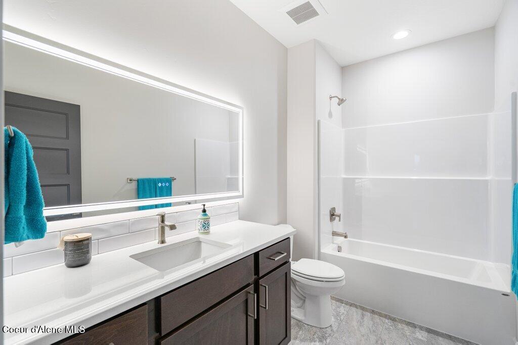 13916 Rainier Loop Rathdrum, ID 83858 - Photo 31 of 57 022-13916RainierLoop-Rathdrum-ID-83858-S