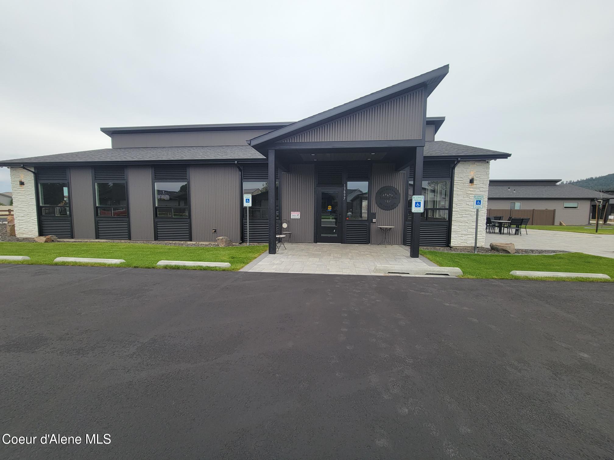 13916 Rainier Loop Rathdrum, ID 83858 - Photo 43 of 57 Clubhouse Front