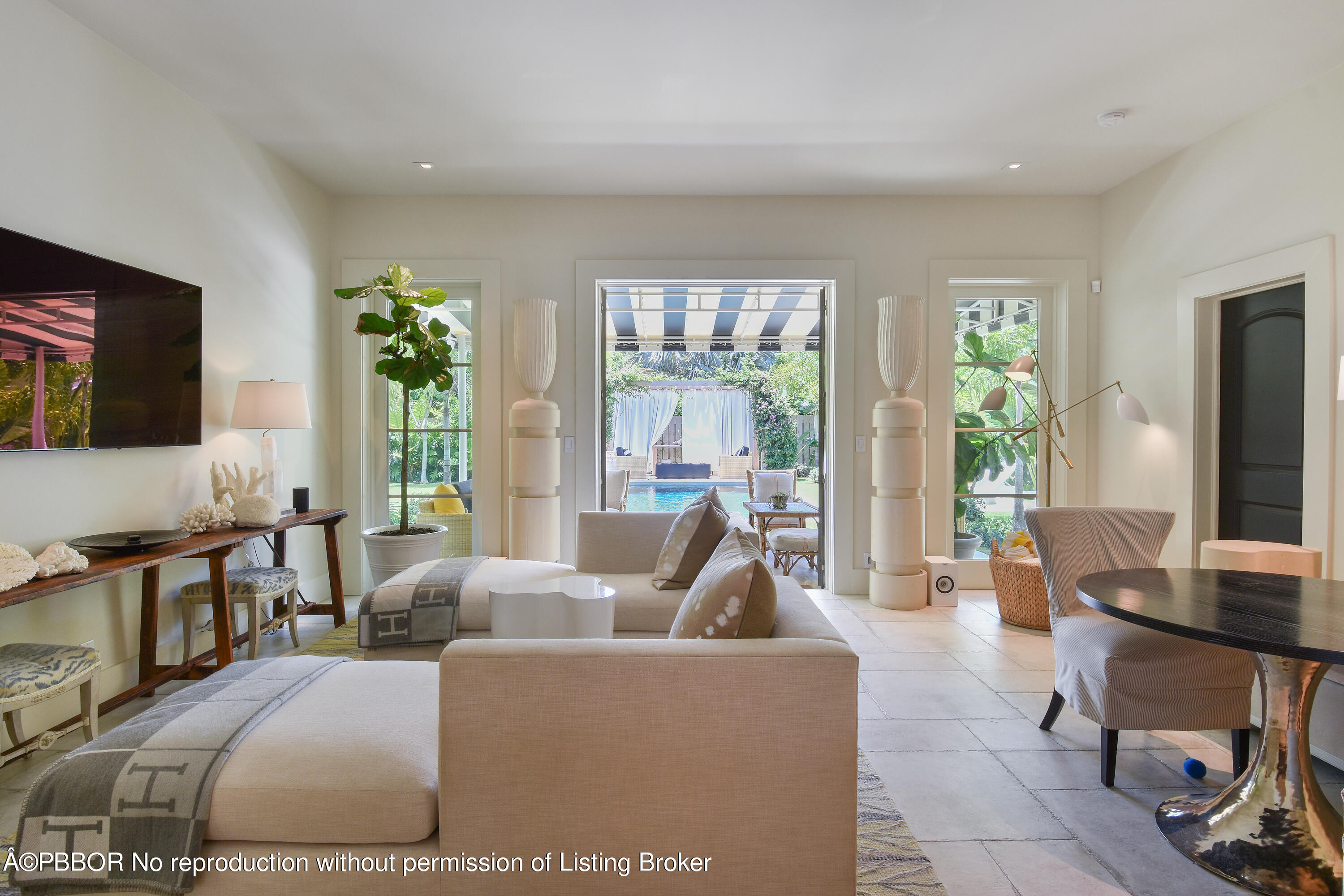 220 Sunset Road West Palm Beach, FL 33401 - Photo 10 of 32 Family and Dining