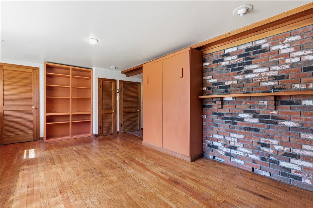 51 Quannacut Road Westerly, RI 02891 - Photo 15 of 38
