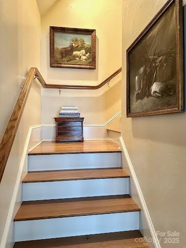 520 East Landing Ridge Circle Jefferson, NC 28640 - Photo 19 of 48 a view of staircase