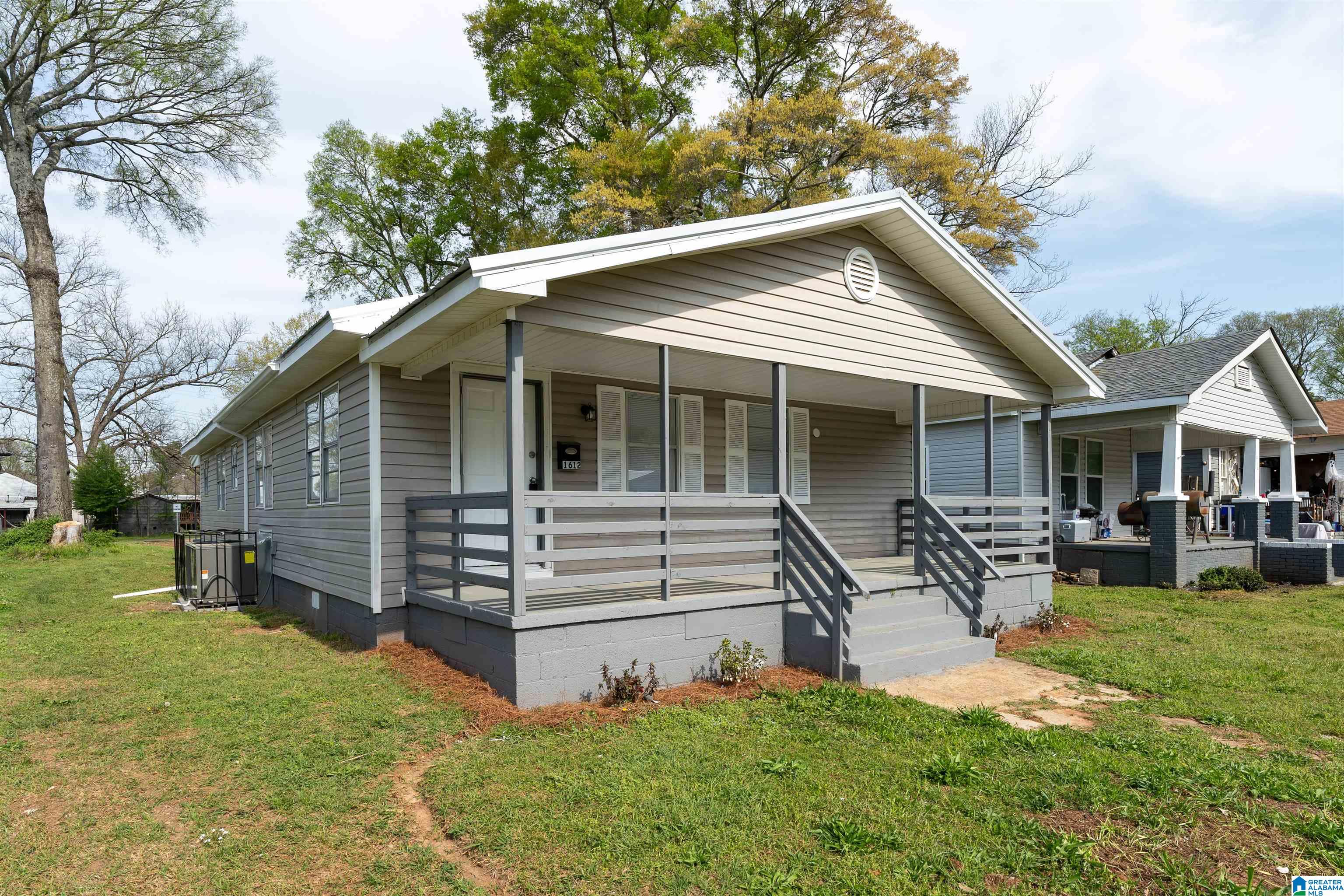 1612 Exeter Avenue Bessemer, AL 35020 - Photo 3 of 31
