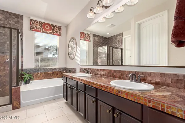 $650,000 | 5044 South Key Biscayne Drive, Gilbert, AZ 85298