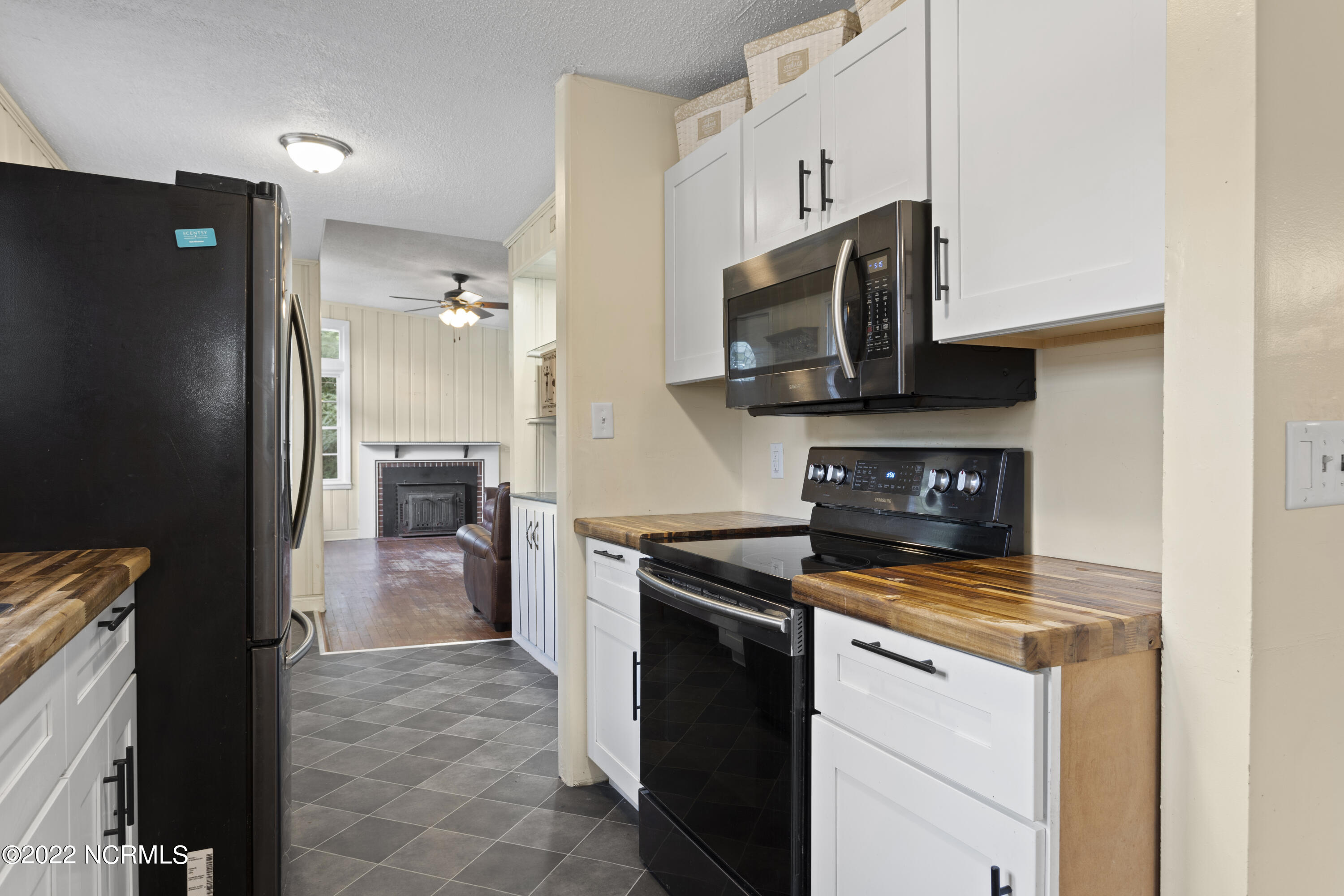 1229 Pony Farm Road Jacksonville, NC 28540 - Photo 11 of 28 11