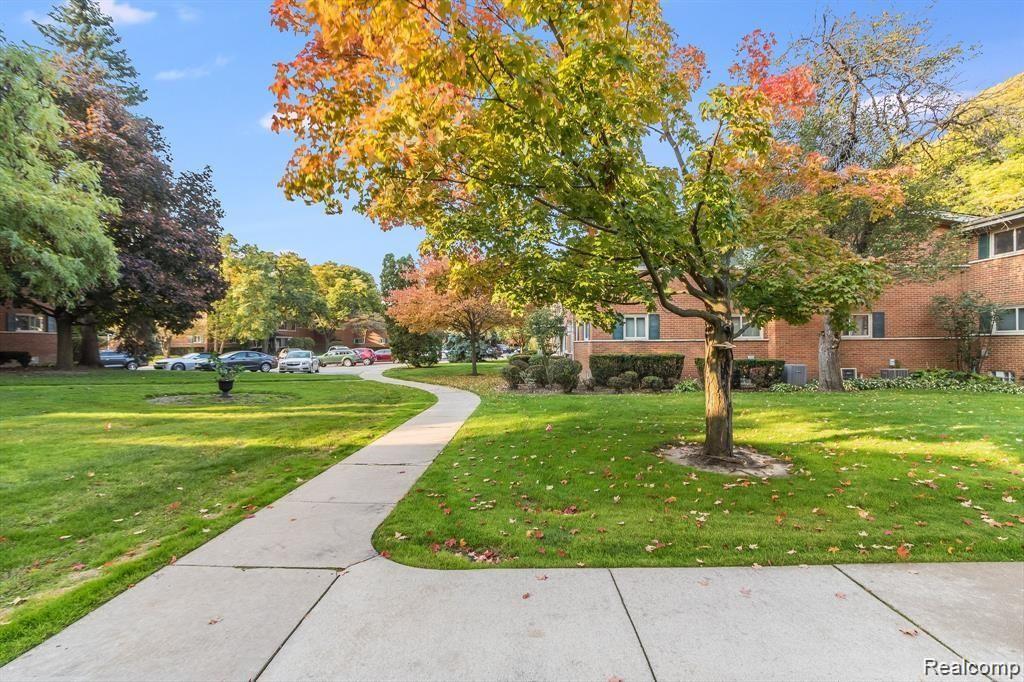 946 Adams Road, Unit 8 Birmingham, MI 48009 - Photo 17 of 25 GetMedia (15).jpg