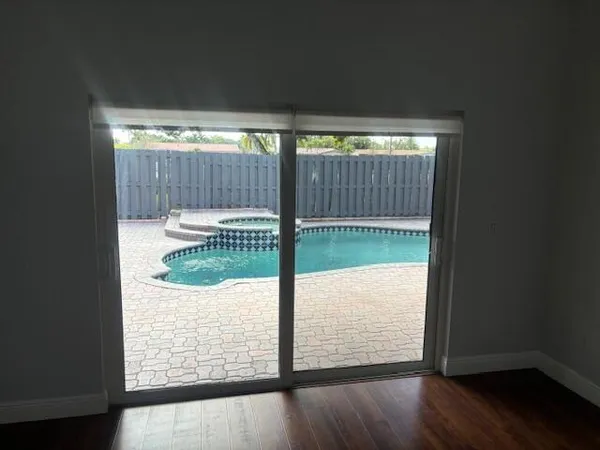 $5,500 | 11570 Gorham Drive, Cooper City, FL 33026